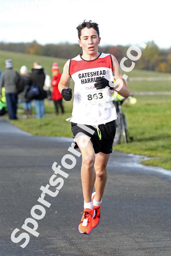 Mens and womens under-17s, Heaton Memorial 10k Road Race, Town Moor, Newcastle.  Photo: David T. Hewitson/Sports for All Pics